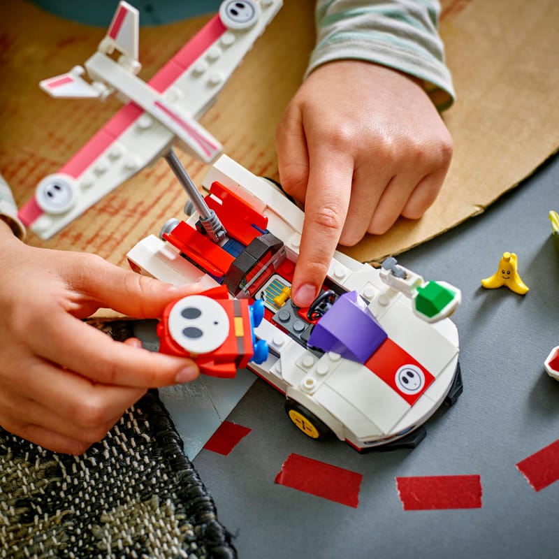 LEGO Super Mario 72045 Mario Kart – Shy Guy a P-Wing