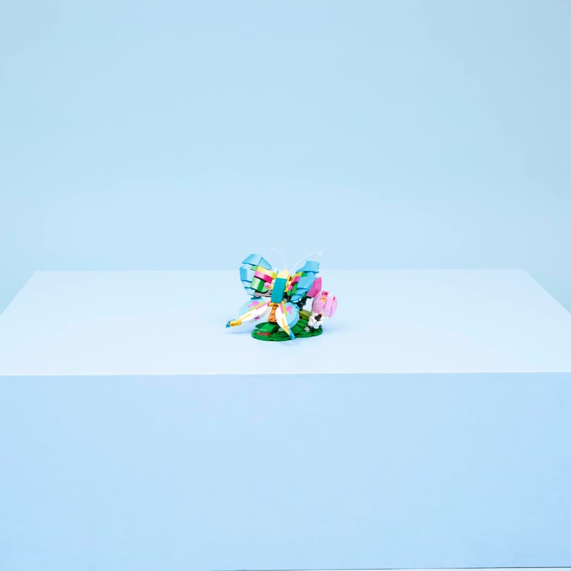 LEGO® Creator 3 v 1 31384 Divoká zvířata: Barevný kolibřík