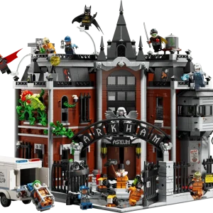 LEGO Batman 76300 Arkham Asylum — obrázek 1