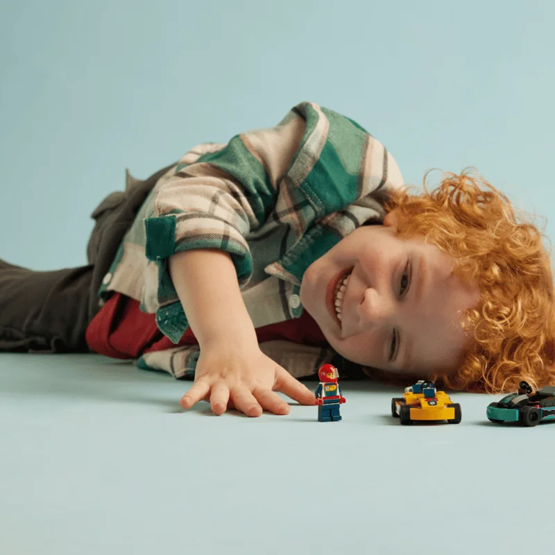LEGO City 60400 Motokáry s řidiči — obrázek 7