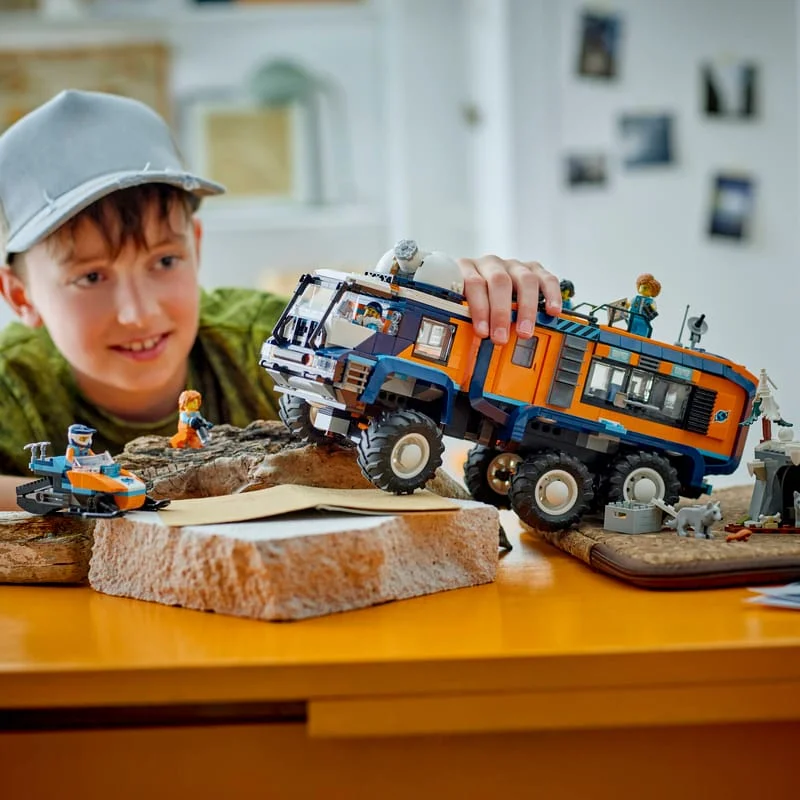 LEGO City 60471 Nákladní auto s laboratoří pro průzkumníky Arktidy — obrázek 6