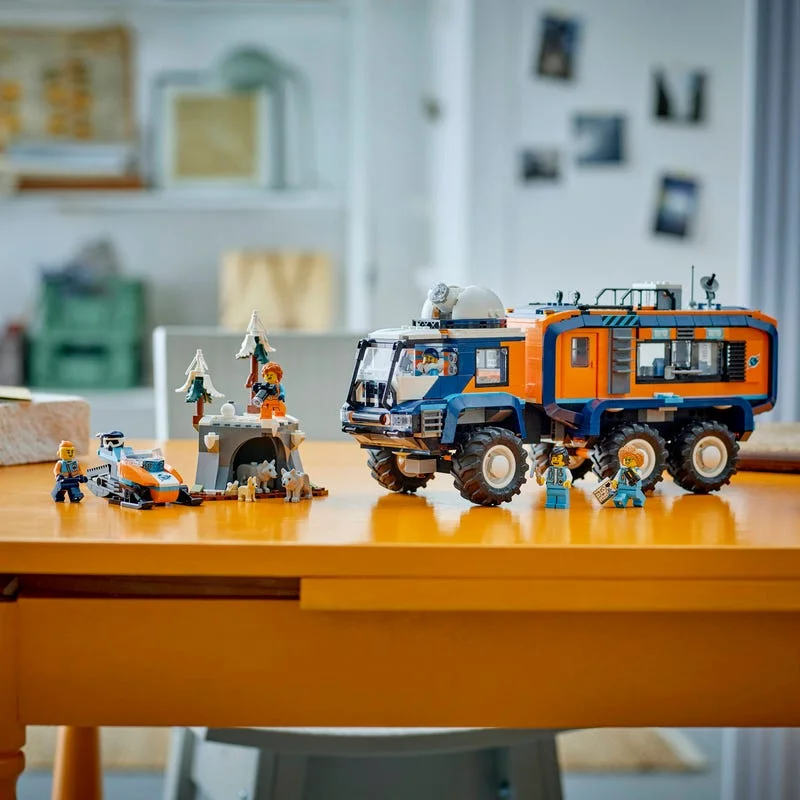 LEGO City 60471 Nákladní auto s laboratoří pro průzkumníky Arktidy — obrázek 8