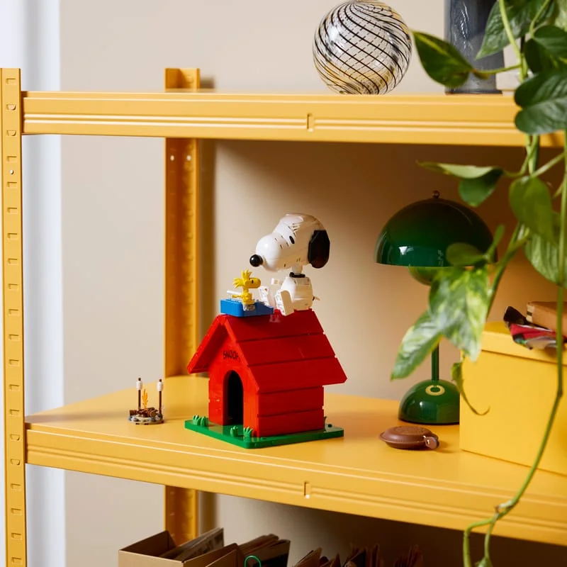 LEGO Ideas 21368 Peanuts: Snoopyho bouda — obrázek 12