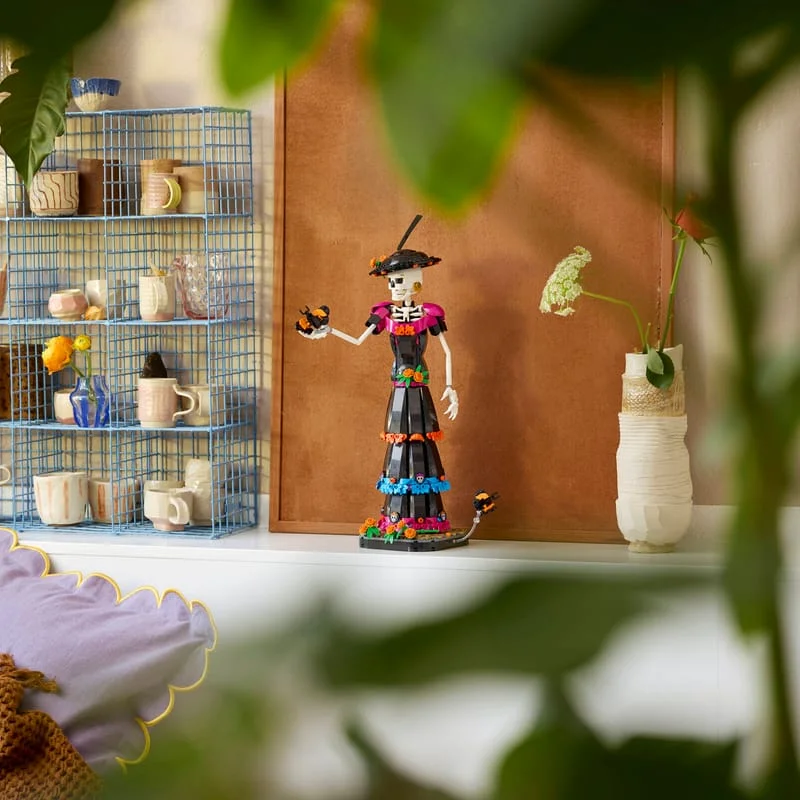 LEGO Ideas 21372 La Catrina — obrázek 11