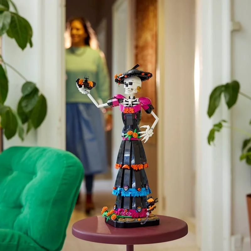 LEGO Ideas 21372 La Catrina — obrázek 9