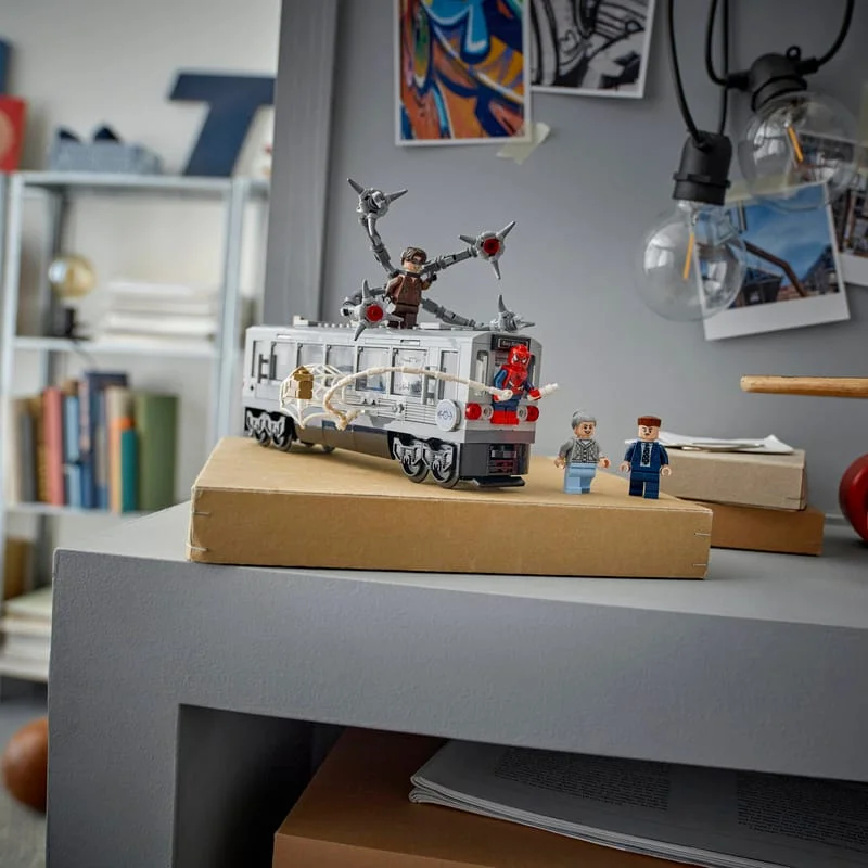 LEGO Marvel 76321 Spider-Man vs. Doc Ock: Scéna v metru — obrázek 8
