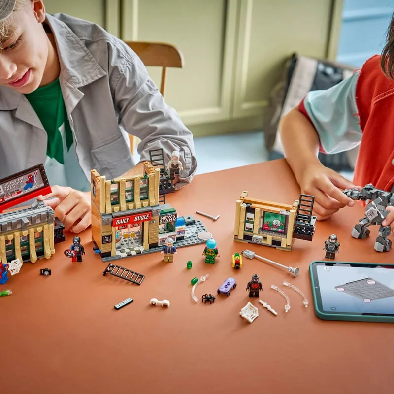LEGO Marvel 76342 Spider-Man vs. Mysterio: Daily Bugle — obrázek 6