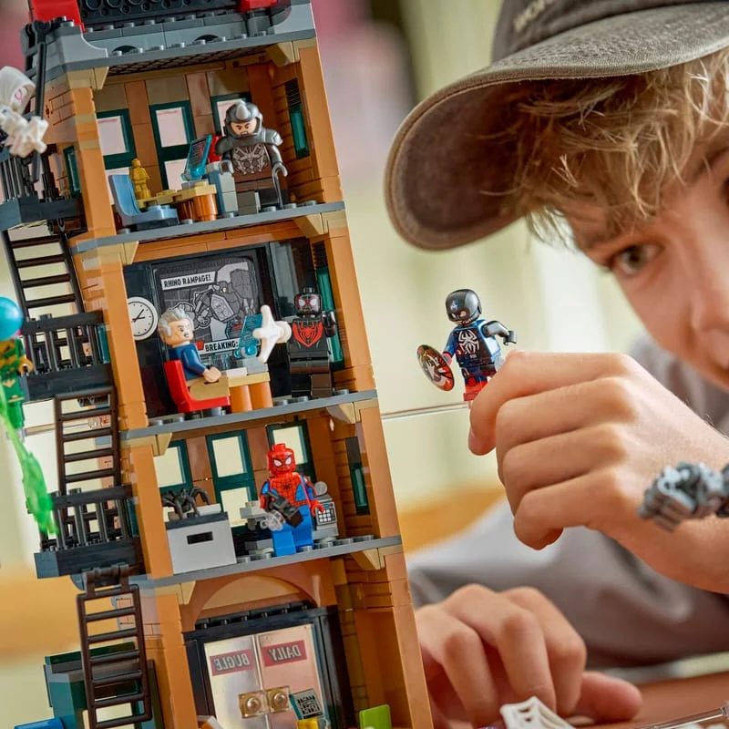 LEGO Marvel 76342 Spider-Man vs. Mysterio: Daily Bugle — obrázek 8