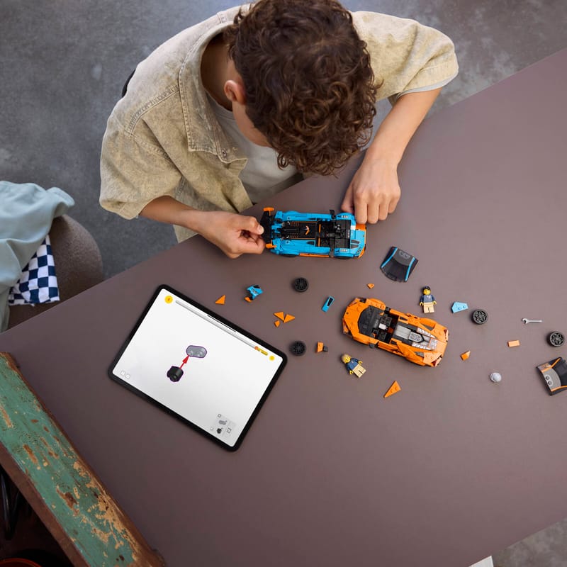 LEGO Speed Champions 77238 Lamborghini Revuelto a Huracán STO — obrázek 9
