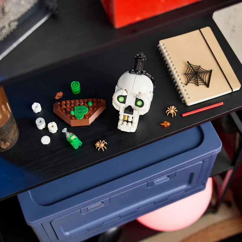 LEGO 40883 Halloweenská svíčka ve tvaru lebky — obrázek 5