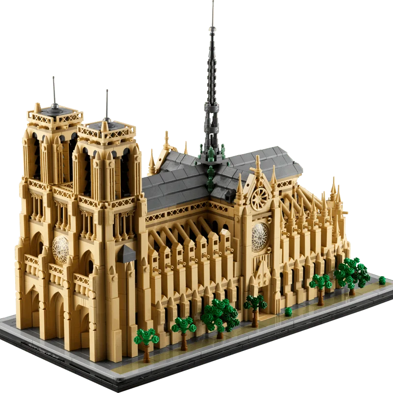 LEGO Architecture 21061 Notre-Dame v Paříži — obrázek 1