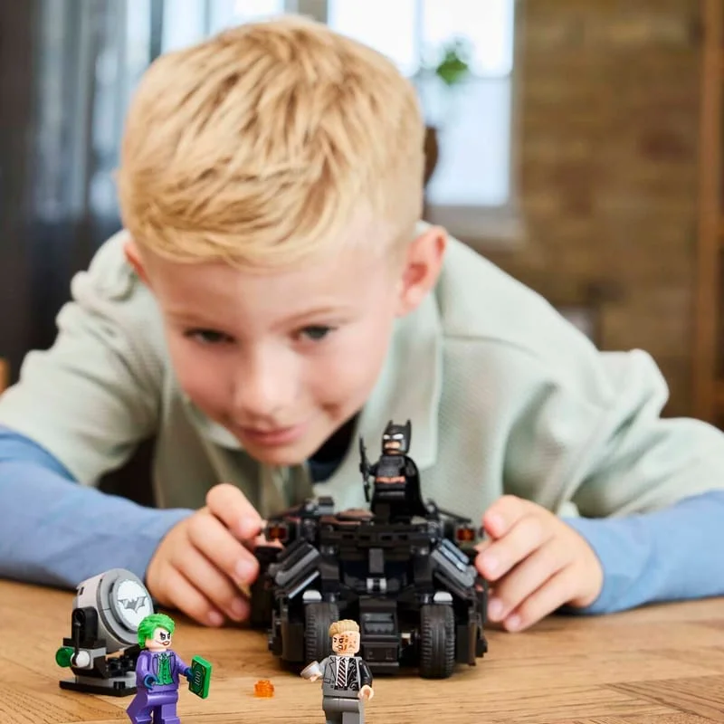 LEGO Batman 76303 Tumbler vs. Two-Face a Joker — obrázek 7