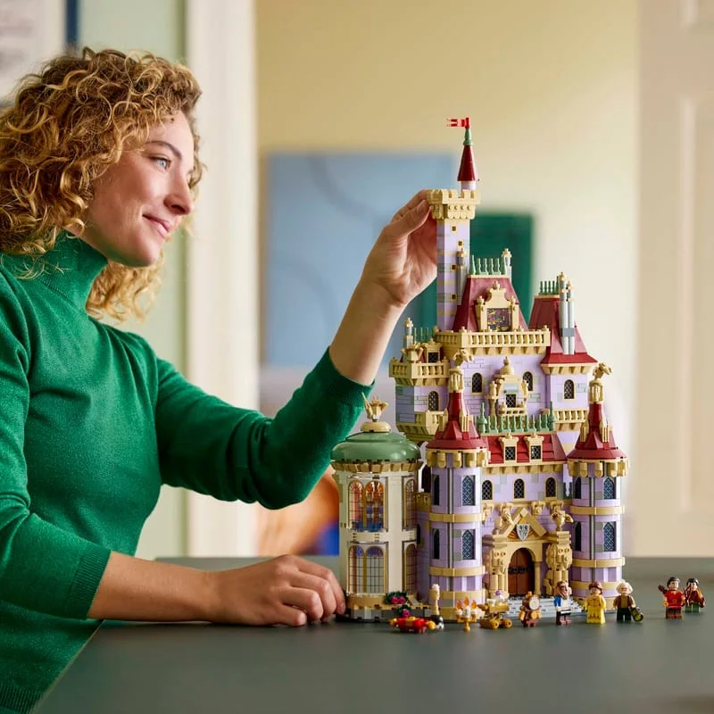 LEGO Disney 43263 Zámek z filmu Kráska a zvíře — obrázek 6