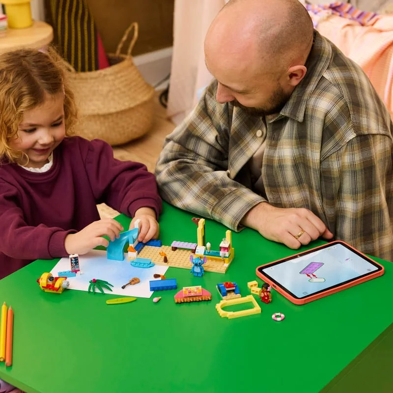 LEGO Disney 43280 Zábava na pláži s Lilo a Stitchem — obrázek 7