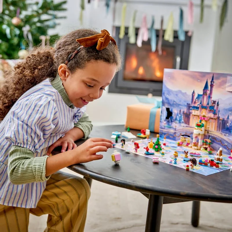 LEGO Disney 43298 Adventní kalendář 2026 — obrázek 5