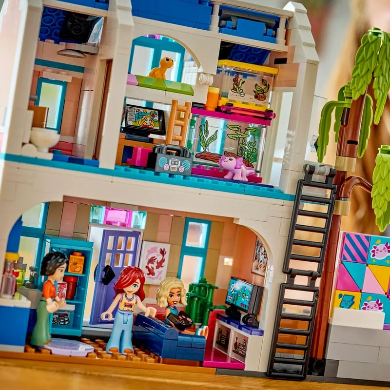 LEGO Friends 42687 Liann a její rodinný dům — obrázek 10