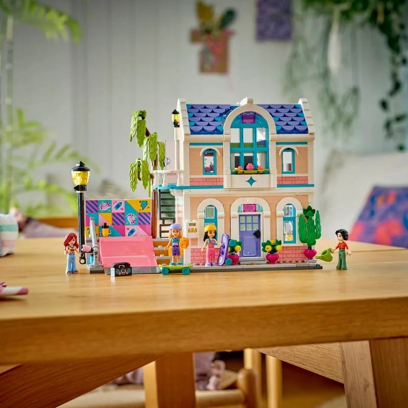 LEGO Friends 42687 Liann a její rodinný dům — obrázek 11