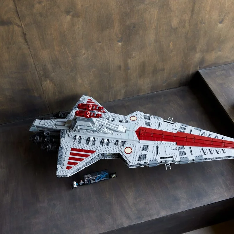 LEGO Star Wars 75367 Útočný křižník Republiky třídy Venator — obrázek 12