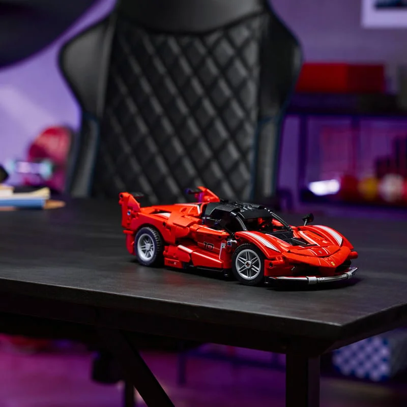 LEGO Technic 42212 Ferrari FXX K — obrázek 8