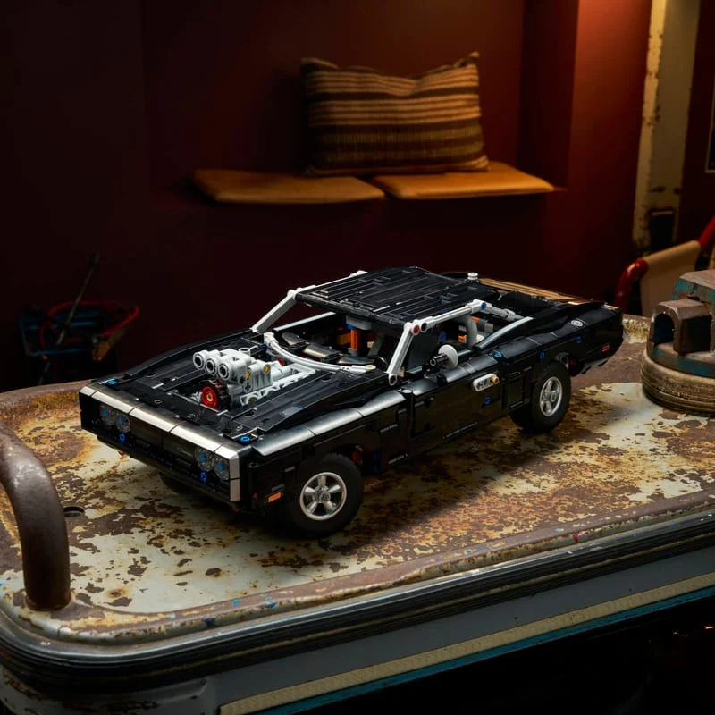 LEGO Technic 42231 Fast & Furious Dodge Charger R/T — obrázek 12