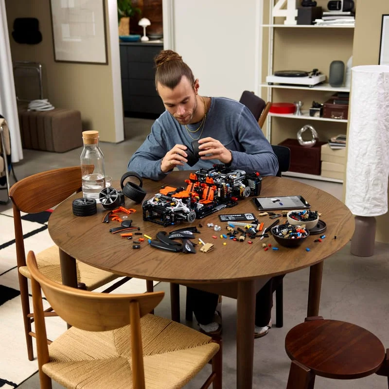 LEGO Technic 42232 Megacar Koenigsegg Sadair's Spear — obrázek 10